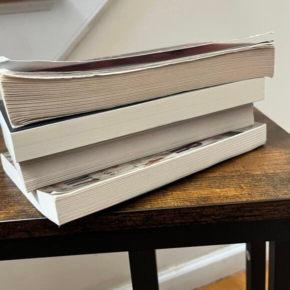 Lot of 4 Thriller Horror Suspense Paperback Books Please Read Description - Picture 2 of 11